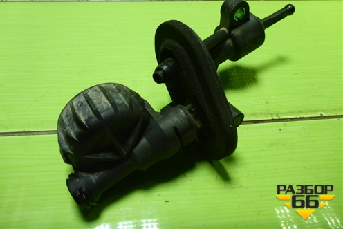 Цилиндр сцепления главный (55190993) для Opel Corsa D с 2006-2014г (Корса Д)