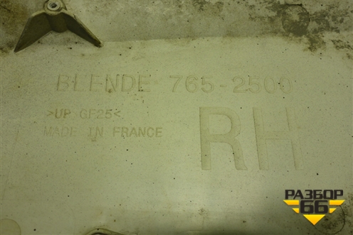 Накладка кабины правая  (7652500RH) для Mercedes Benz TRUCK Actros MP4 с 2012г (Актрос)