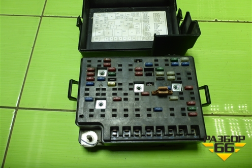 Блок предохранителей подкапотный (15424198) для Kia Spectra с 2001г (Спектра)