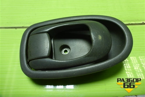 Ручка внутренняя двери передней правой (FB22726105231) для Kia Spectra с 2001г (Спектра)