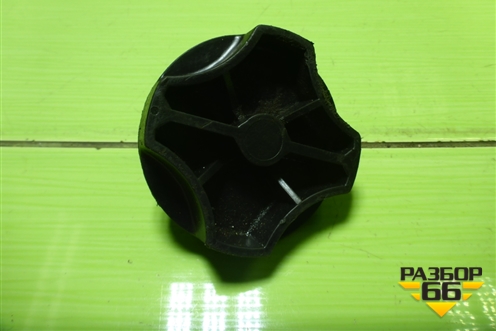 Болт крепления запасного колеса для Kia Spectra с 2001г (Спектра)