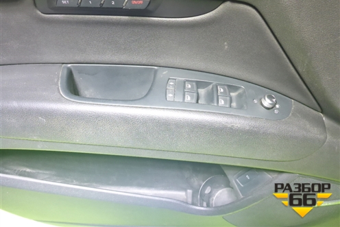 Обшивка двери передней левой под электрику (4L1867105A) для Audi Q7 c 2005-2015г (Ку 7)