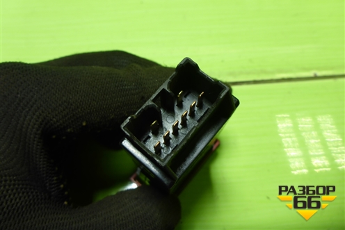 Кнопка аварийной сигнализации для Kia Spectra с 2001г (Спектра)