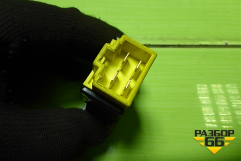 Кнопка обогрева заднего стекла для Kia Spectra с 2001г (Спектра)