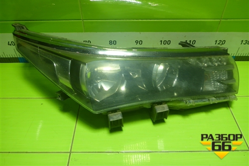 Фара правая (до 2016г галоген) (8111002E70) для Toyota Corolla (E18) с 2012-2019г (Королла 180)