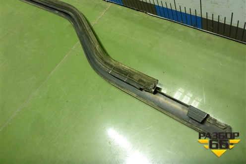 Накладка стекла переднего левого для Hyundai Porter с 1996-2011г (Портер)