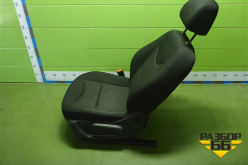 Сиденья комплект (без подогрева без AIR BAG) для Peugeot 408 с 2012г