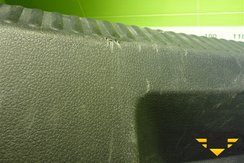 Обшивка багажника на заднюю панель (6RU863459A) для Volkswagen Polo (седан) с 2010г (Поло)