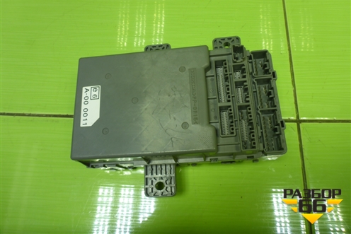 Блок предохранителей салонный для Honda Civic 5D с 2005-2011г (Цивик)