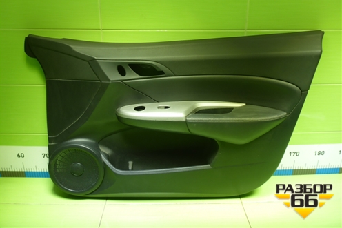 Обшивка двери передней правой под электрику (5ти дверный кузов) (83500SMGE01155) для Honda Civic 5D с 2005-2011г (Цивик)