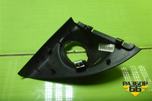 Накладка двери передней левой уголок (76270SMGE1) для Honda Civic 5D с 2005-2011г (Цивик)