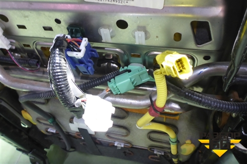 Сиденья комплект (5ти дверный хетчбэк с AIR BAG и подогревом) для Honda Civic 5D с 2005-2011г (Цивик)