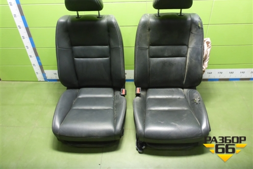 Сиденья комплект (5ти дверный хетчбэк с AIR BAG и подогревом) для Honda Civic 5D с 2005-2011г (Цивик)