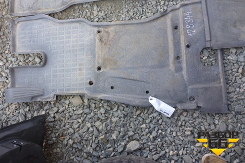 Покрытие напольное для Volvo TRUCK FH с 2002-2008г (ФШ)