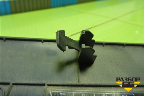 Крышка блока предохранителей (салонная) (847554Y000) для Kia Rio с 2011-2016г (Рио 3)