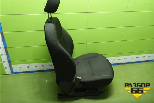 Сиденья комплект (без AIR BAG, с обогревом) для Kia Rio с 2011-2016г (Рио 3)