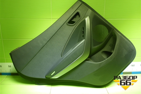 Обшивка двери задней левой под электрику (833702W000) для Hyundai Santa Fe с 2012-2018г (Санта Фе)