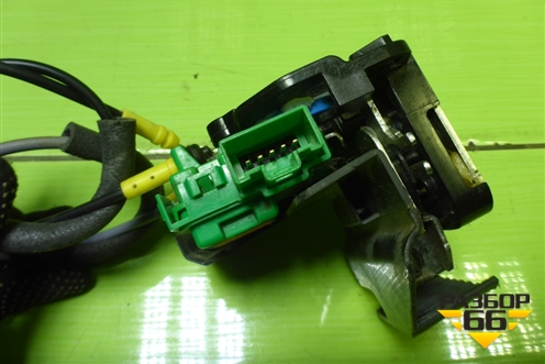 Замок двери передней правой для Kia Rio с 2011-2016г (Рио 3)