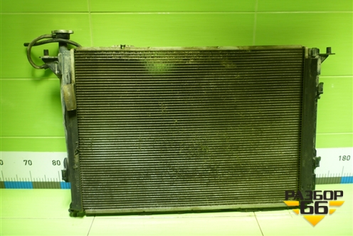 Радиатор охлаждения (2.4л G4KE) (253102W890) для Hyundai Santa Fe с 2012-2018г (Санта Фе)