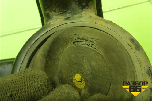 Опора двигателя правая (218102W000) для Hyundai Santa Fe с 2012-2018г (Санта Фе)