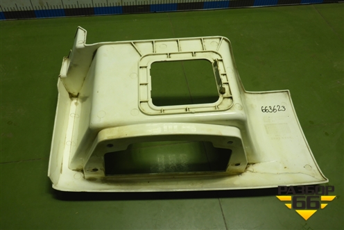 Корпус подножки правой (AZ16D424000022) для Sitrak C7H (С7Н)