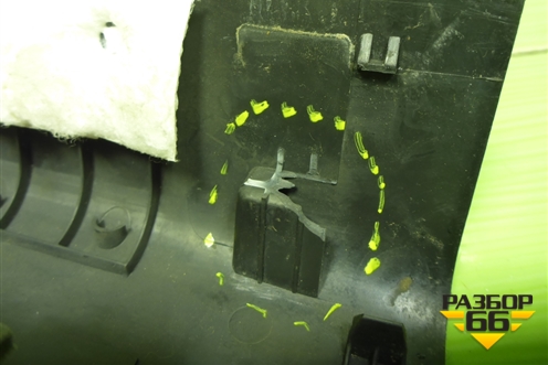 Накладка порога внутренняя переднего левого (858722W000) для Hyundai Santa Fe с 2012-2018г (Санта Фе)