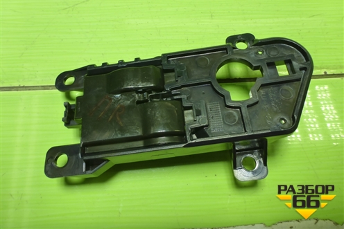 Ручка внутренняя двери передней правой (826202W000) для Hyundai Santa Fe с 2012-2018г (Санта Фе)