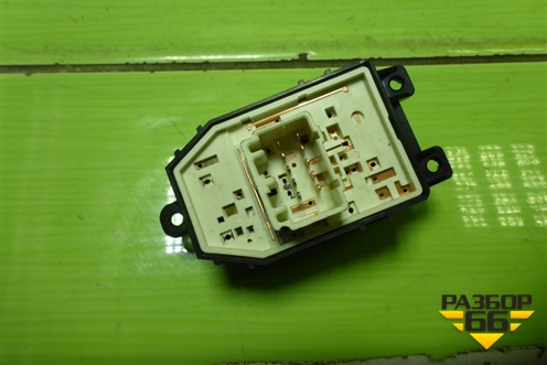 Переключатель регулировки зеркал (935732W100) для Hyundai Santa Fe с 2012-2018г (Санта Фе)