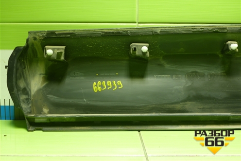 Накладка двери задней правой (565854950) для Skoda Kodiaq с 2017г (Кодиак)