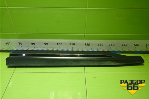 Накладка двери передней правой (8893073455) для Geely Okavango с 2020г (Окованго)