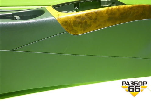 Подлокотник (8K0854981) для Audi A4 (В8) с 2007-2015г (А4)