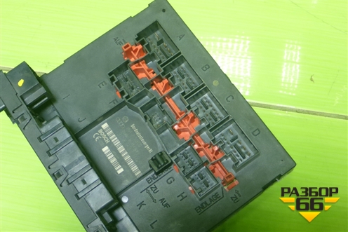 Блок комфорта (3C8937049E) для Volkswagen Passat-CC с 2008г (Пассат ЦЦ)