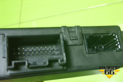 Блок электронный (диагностики интерфейса шин данных) (8T0907468AD) для Audi A4 (В8) с 2007-2015г (А4)