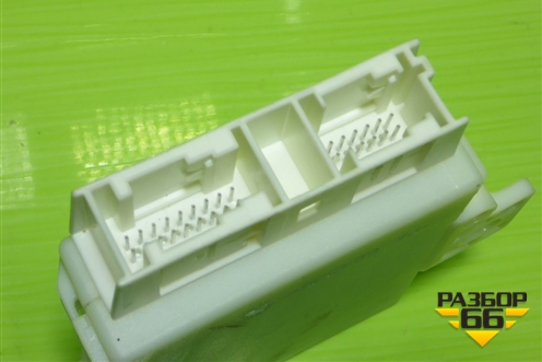 Блок управления парктроником (A2044401001) для Mercedes Benz C-Klass W204 с 2007-2014г (Ц)