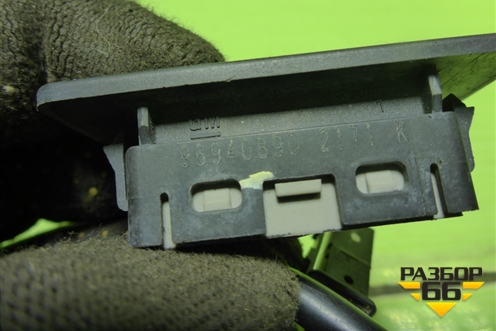 Кнопка открывания багажника (наружная) (96940890) для Chevrolet Aveo (Т300) с 2011г (Авео Т300)