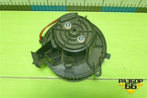 Моторчик отопителя (правый руль) (V7825001) для Mercedes Benz E-Klass W212 с 2009-2016г (Е)