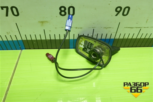 Антенна на крышу (8K9035503A) для Audi A4 (В8) с 2007-2015г (А4)