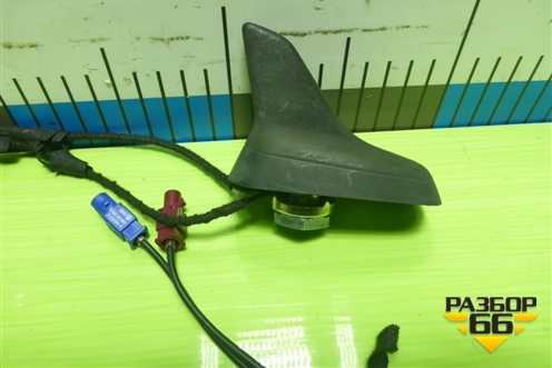 Антенна на крышу (8K5035503A) для Audi A4 (В8) с 2007-2015г (А4)