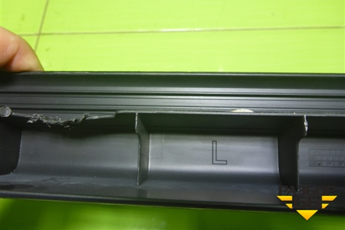 Накладка порога внутренняя переднего левого (A2046860136) для Mercedes Benz C-Klass W204 с 2007-2014г (Ц)