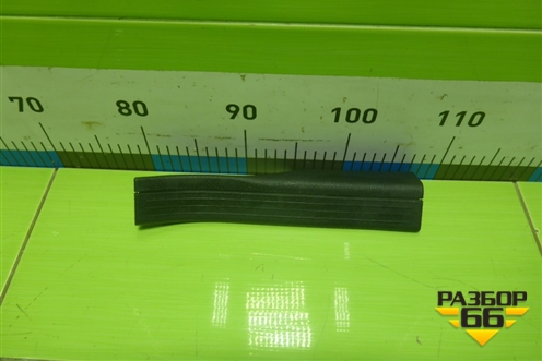 Накладка порога внутренняя заднего правого (A2046860236) для Mercedes Benz C-Klass W204 с 2007-2014г (Ц)