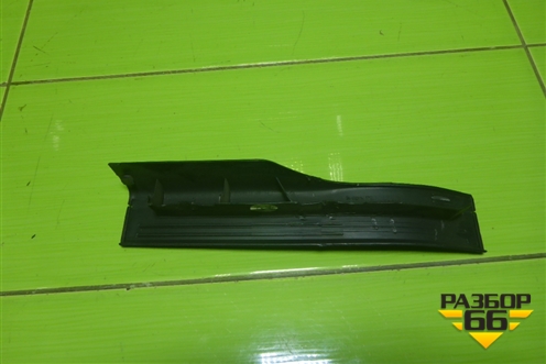 Накладка порога внутренняя заднего правого (A2046860236) для Mercedes Benz C-Klass W204 с 2007-2014г (Ц)