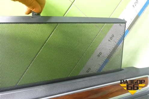 Обшивка двери задней правой под электрику (7P6867212AL) для Volkswagen Touareg c 2002-2010г (Туарег)