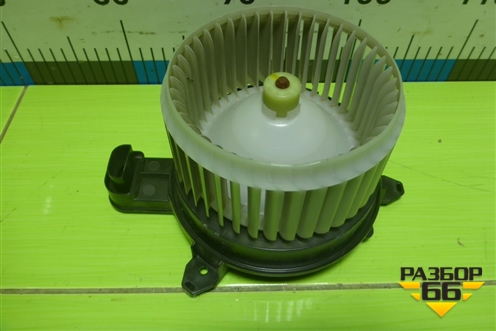 Моторчик отопителя для Toyota Land Cruiser (300) с 2021г (Ленд Крузер)