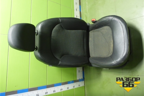 Сиденья комплект (AIR BAG подогрев) для Hyundai ix 35 с 2010г (Ай икс 35)