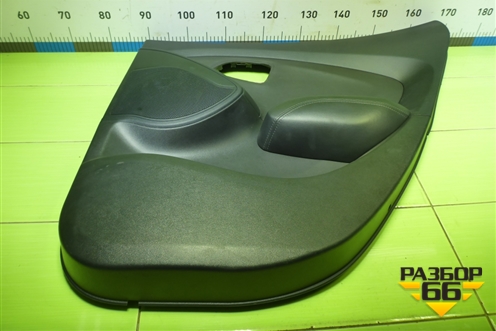 Обшивка двери задней правой под электрику (833022Y0209P) для Hyundai ix 35 с 2010г (Ай икс 35)