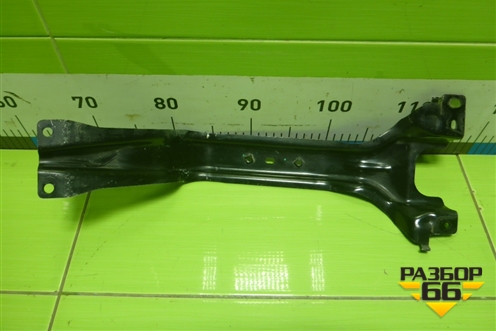 Кронштейн передней панели центральный для Tank 500 с 2022-2025г