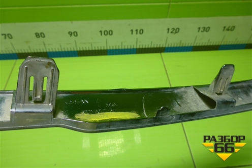 Накладка переднего бампера центральная (после 2018г) (620726FV0A) для Nissan X-Trail (Т32) с 2014г (Хтраил)