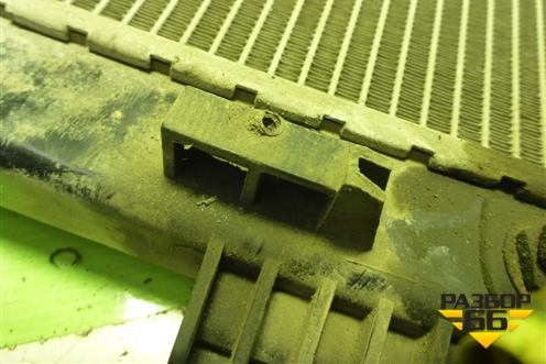 Радиатор охлаждения (дубликат) (LRC081Y5) для Hyundai ix 35 с 2010г (Ай икс 35)