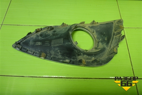 Накладка ПТФ левая (865632Z000) для Hyundai ix 35 с 2010г (Ай икс 35)