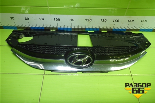 Решетка радиатора (863512Y000) для Hyundai ix 35 с 2010г (Ай икс 35)